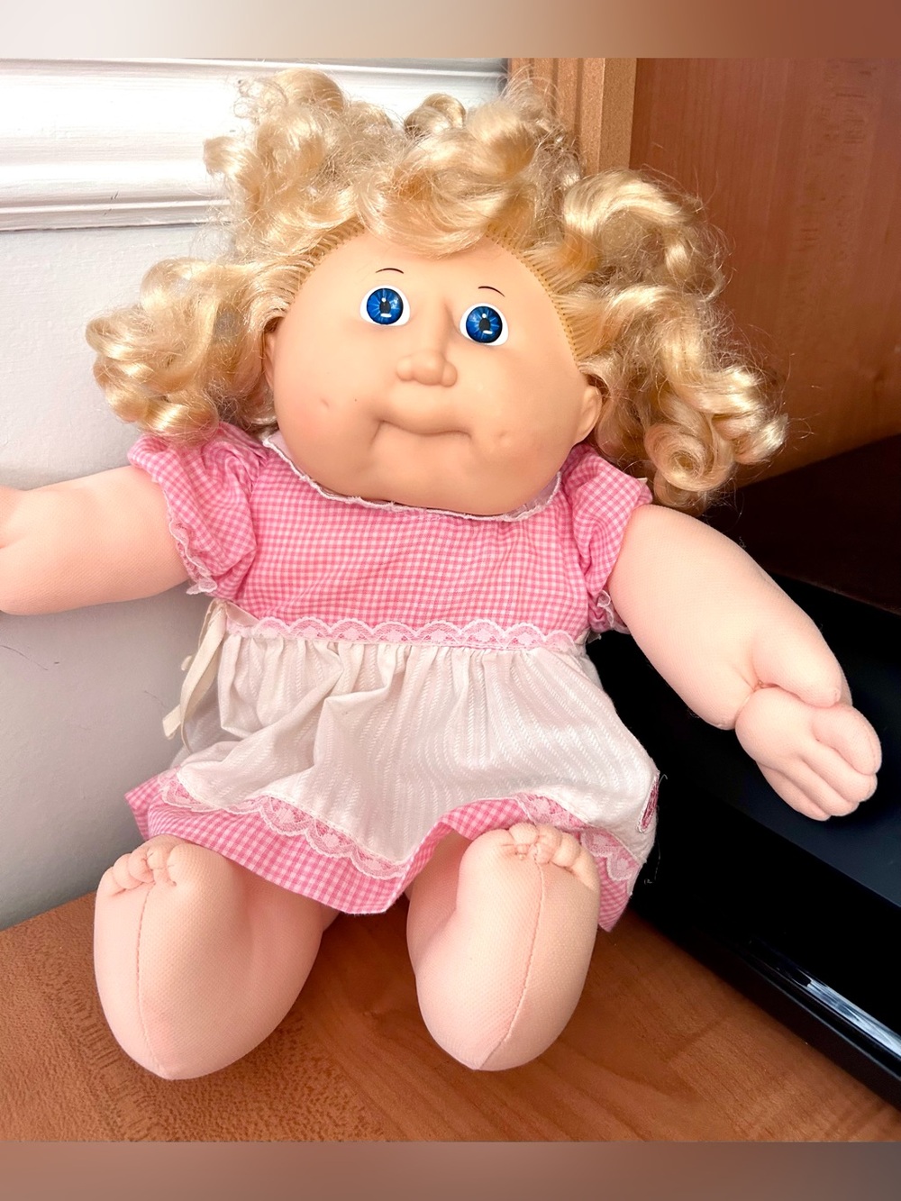Vintage 86 Coleco corn silk Cabbage Patch Kid Doll-Blonde Hair/blue eyes-dress